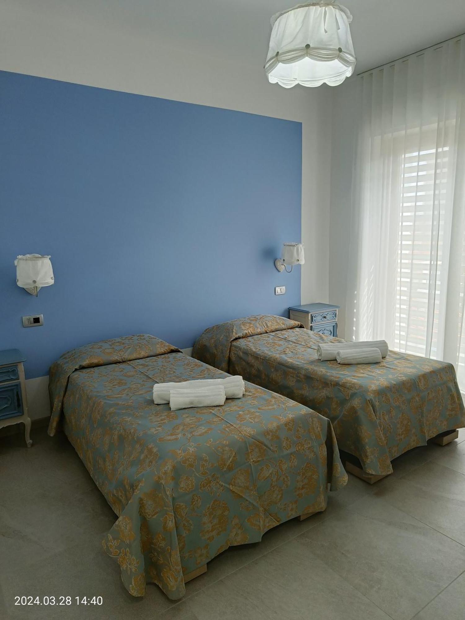 Villa Mariana Bed And Breakfast Saluzzo Kültér fotó